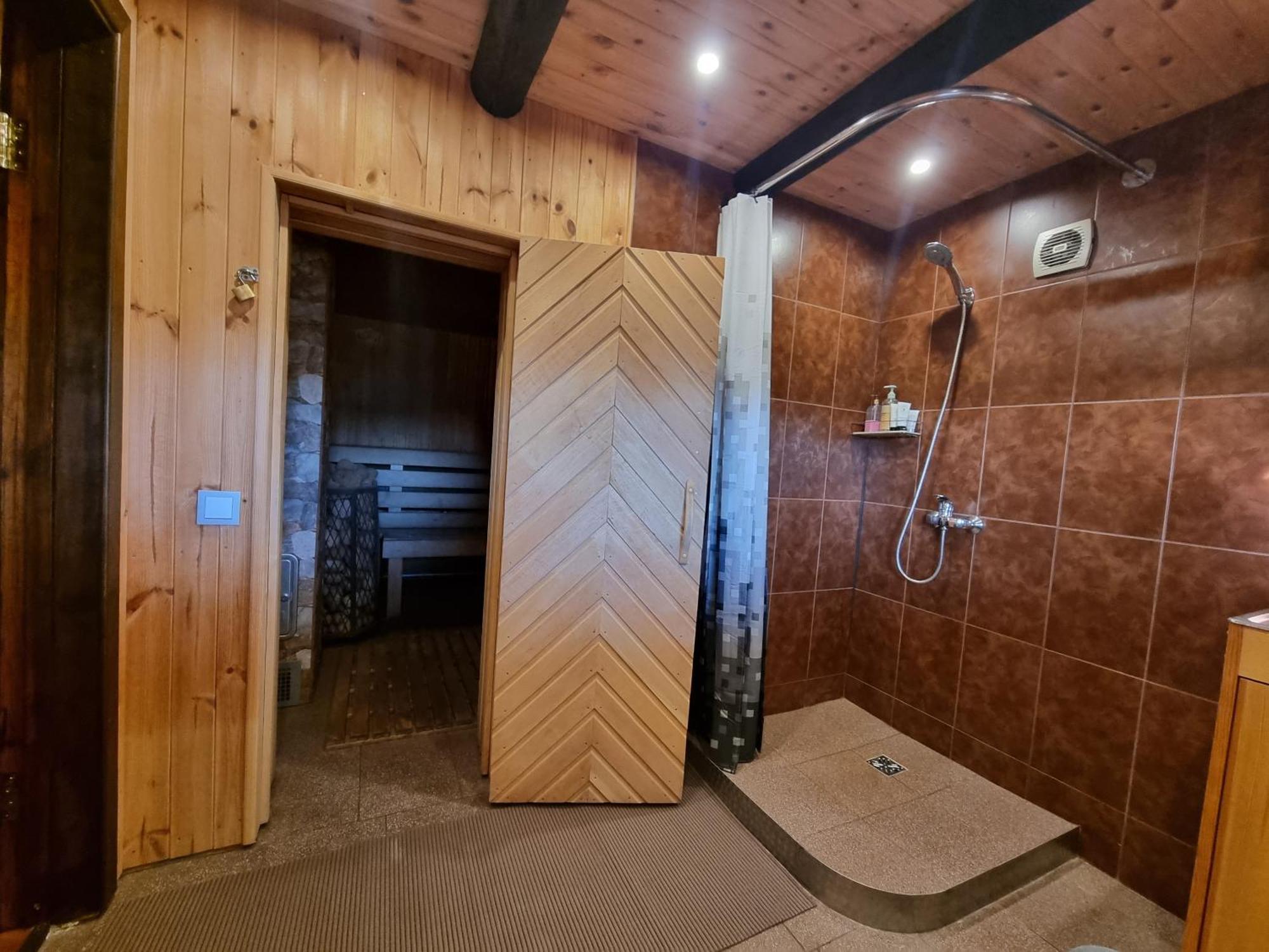 Gatini Villa Ventspils Exteriör bild